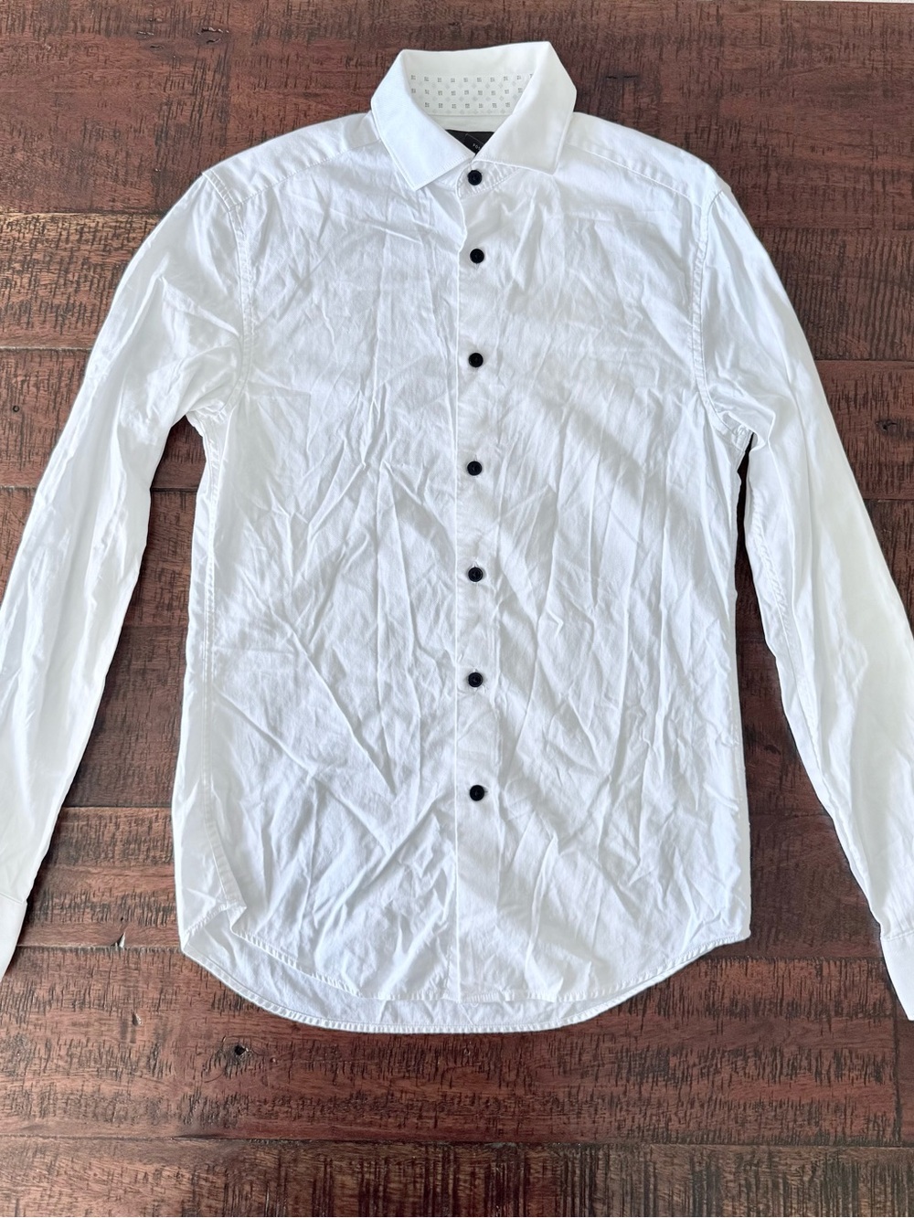 H&M White Dress Shirt with Black Contrast Buttons SZ.XS